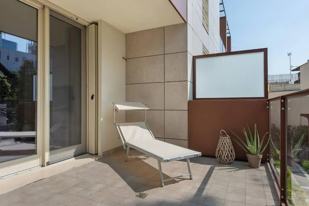Easylife - Modern And Spacious Apt In Fiera City Life Milan 0*,  Italy
